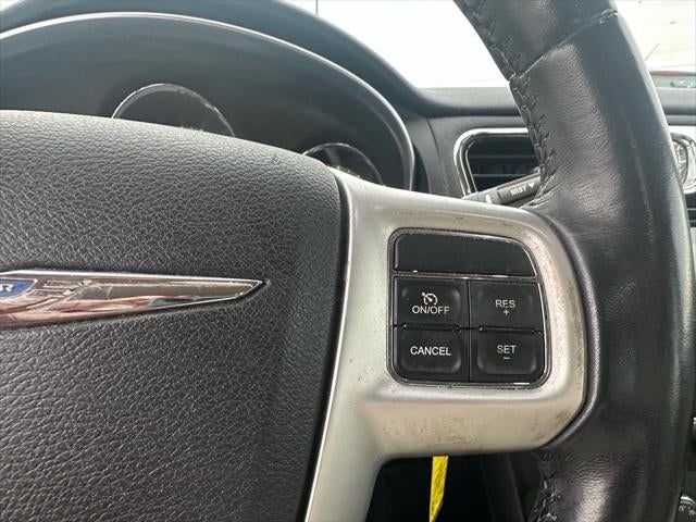 2012 Chrysler 200 Limited