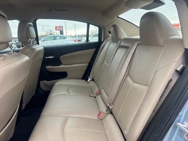 2012 Chrysler 200 Limited