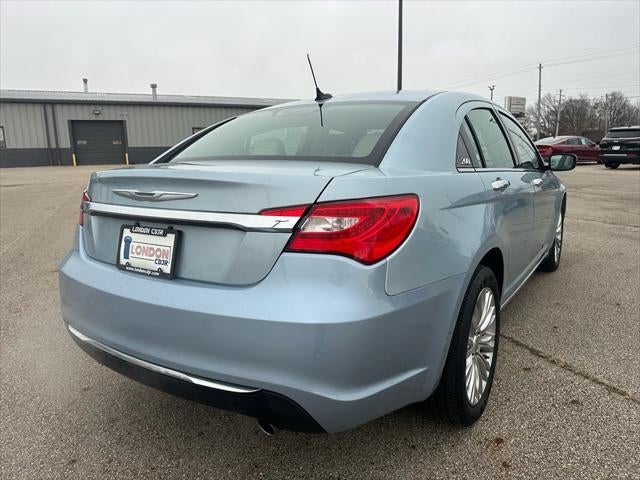 2012 Chrysler 200 Limited