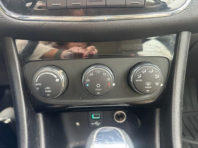 2012 Chrysler 200 Limited