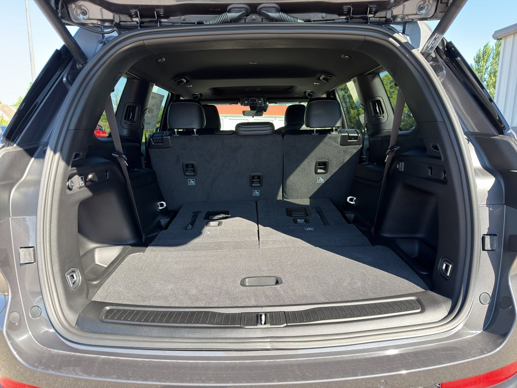 2026 Jeep Grand Cherokee GRAND CHEROKEE L LAREDO ALTITUDE 4X4
