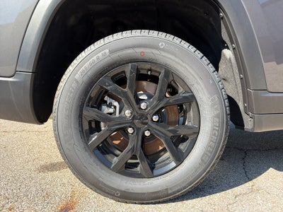 2026 Jeep Grand Cherokee GRAND CHEROKEE L LAREDO ALTITUDE 4X4