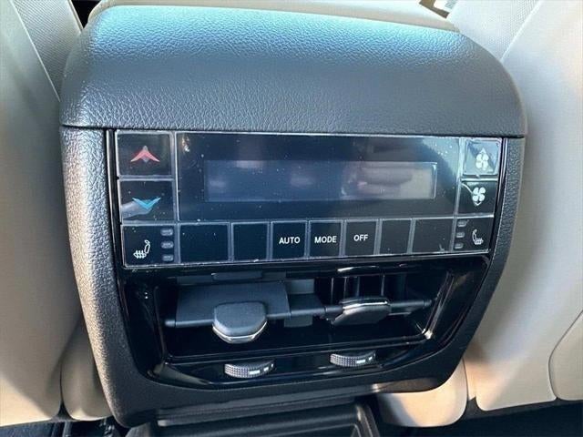 2024 Jeep Grand Cherokee GRAND CHEROKEE L LIMITED 4X4