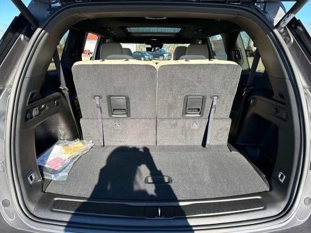 2024 Jeep Grand Cherokee GRAND CHEROKEE L LIMITED 4X4