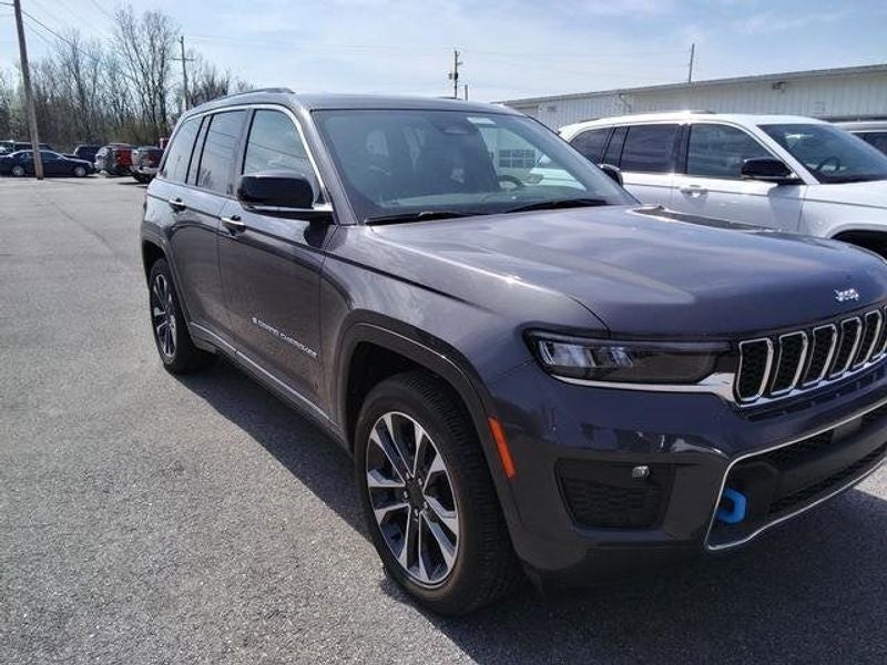 2022 Jeep Grand Cherokee 4xe Overland 4x4