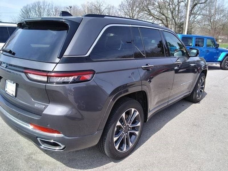 2022 Jeep Grand Cherokee 4xe Overland 4x4