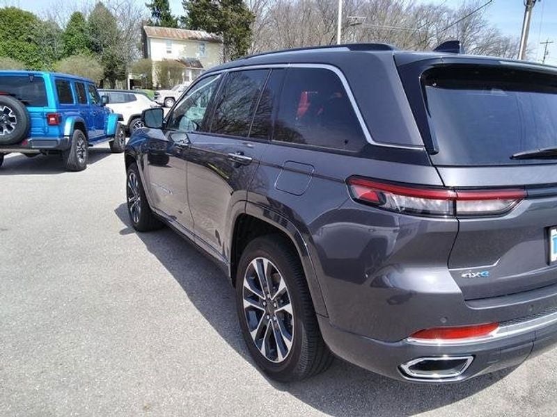 2022 Jeep Grand Cherokee 4xe Overland 4x4