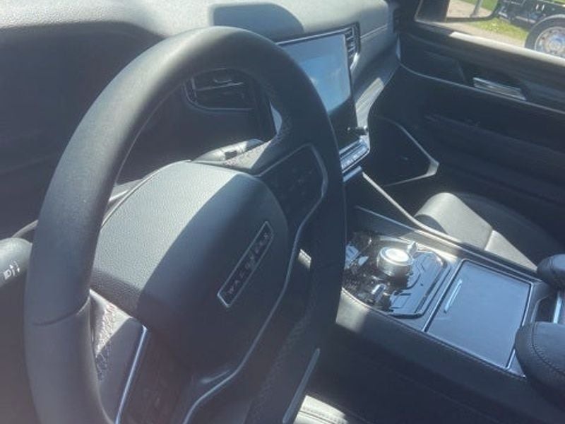 2023 Jeep Wagoneer Series III