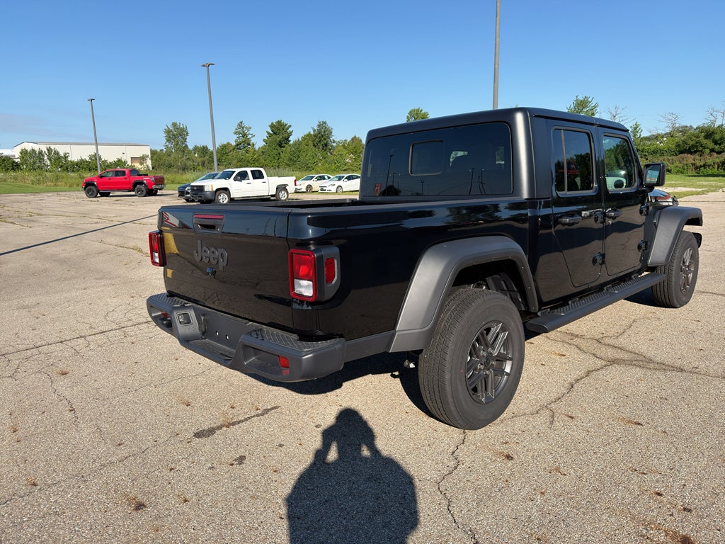 2026 Jeep Gladiator GLADIATOR SPORT S 4X4