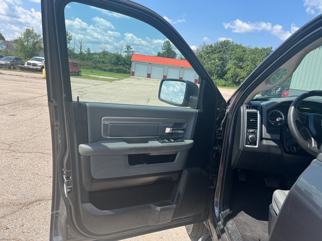 2015 RAM 1500 SLT