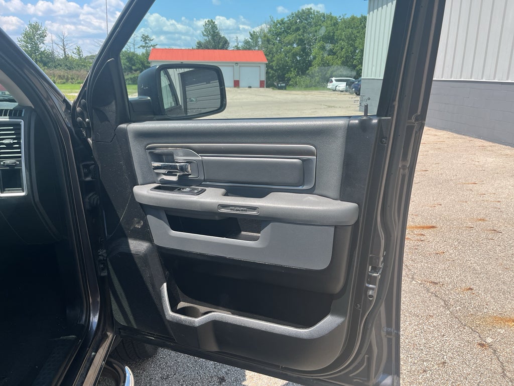 2015 RAM 1500 SLT