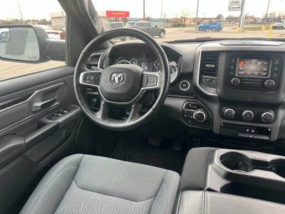 2022 RAM 1500 Big Horn Crew Cab 4x4 5'7' Box