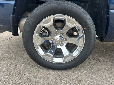 2022 RAM 1500 Big Horn Crew Cab 4x4 5'7' Box