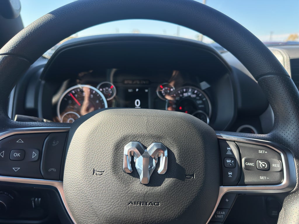 2026 RAM Ram 1500 RAM 1500 TRADESMAN CREW CAB 4X4 5'7' BOX