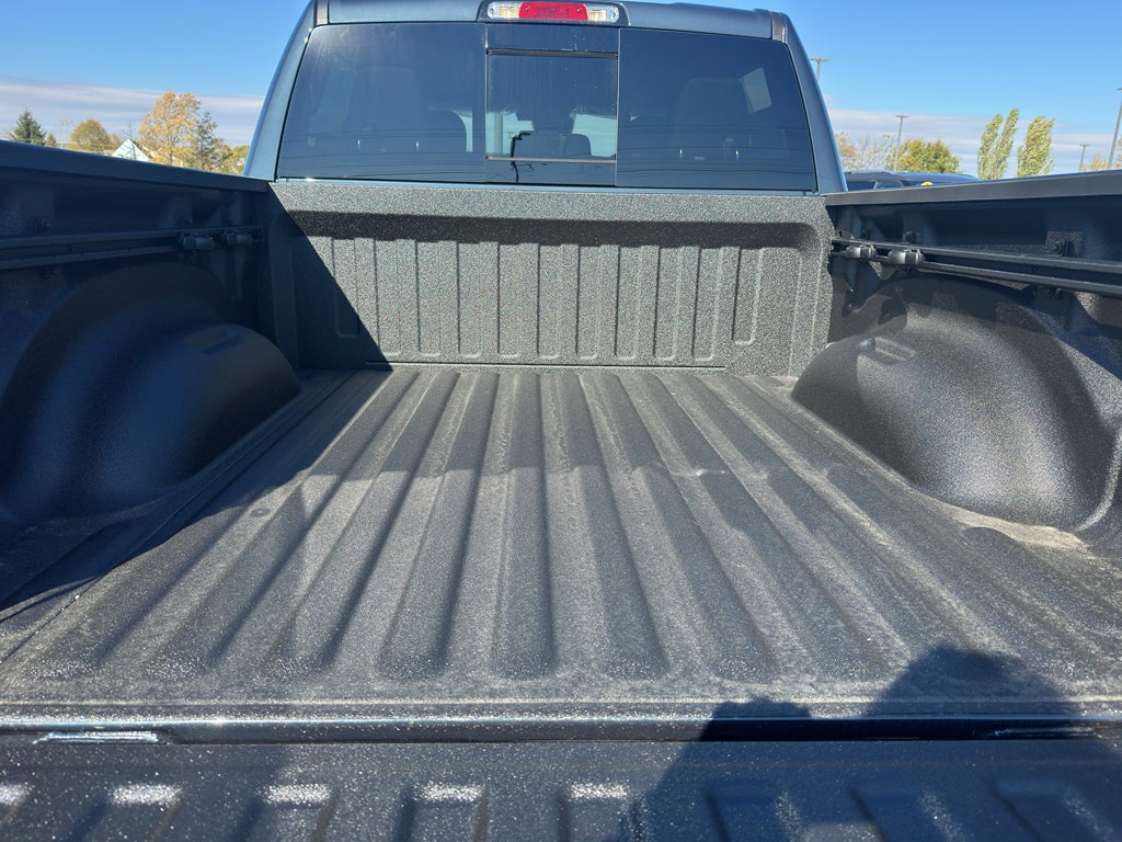 2026 RAM Ram 1500 RAM 1500 TRADESMAN CREW CAB 4X4 5'7' BOX
