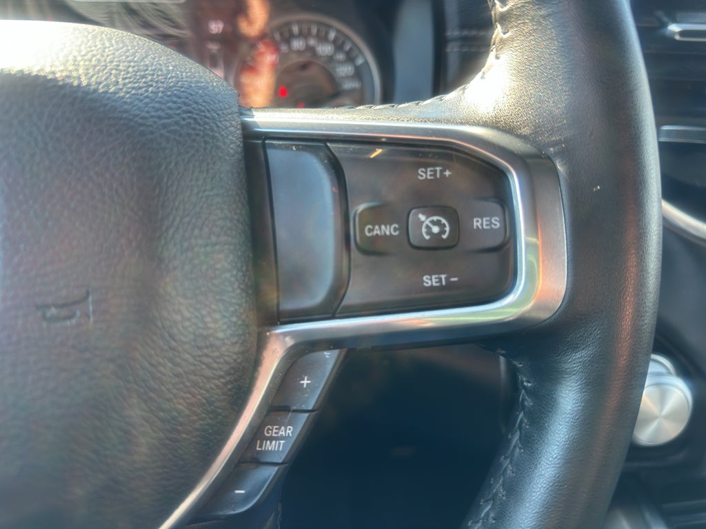 2024 RAM 1500 Laramie Crew Cab 4x4 5'7' Box