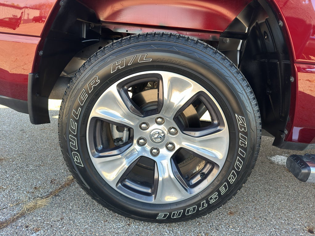 2024 RAM 1500 Laramie Crew Cab 4x4 5'7' Box