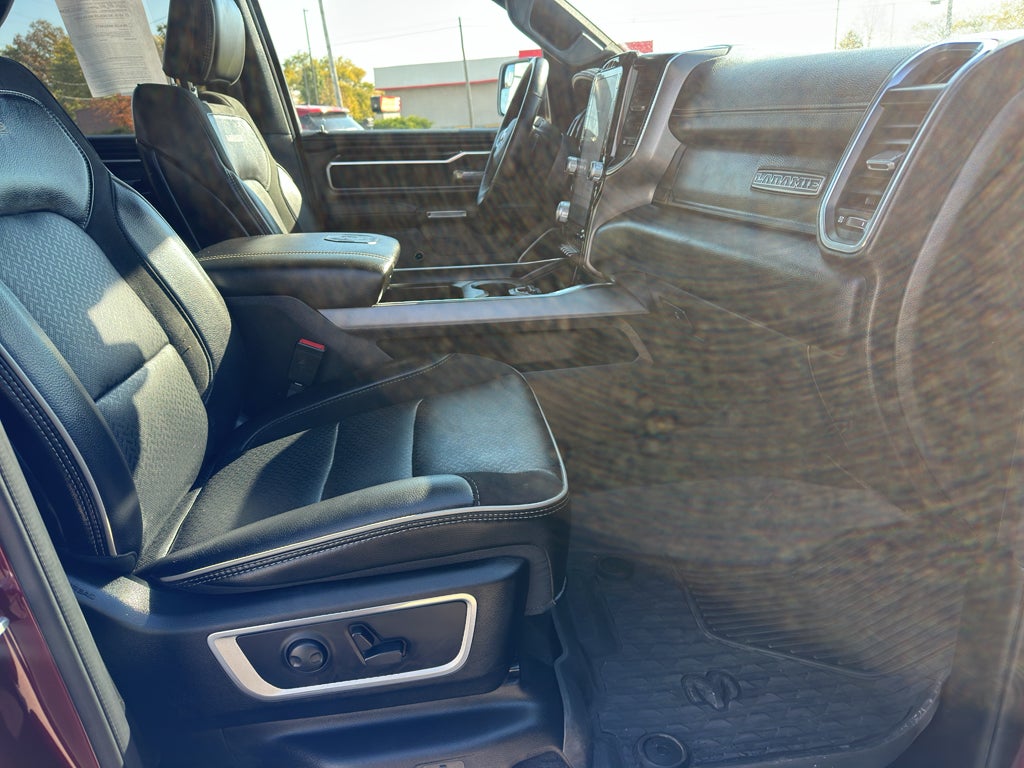 2024 RAM 1500 Laramie Crew Cab 4x4 5'7' Box