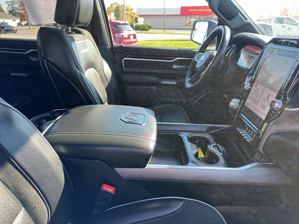 2024 RAM 1500 Laramie Crew Cab 4x4 5'7' Box