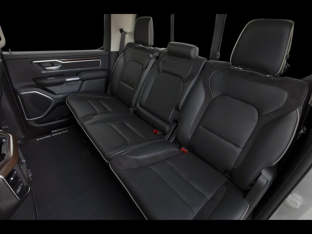 2022 RAM 1500 Laramie Crew Cab 4x4 6'4' Box