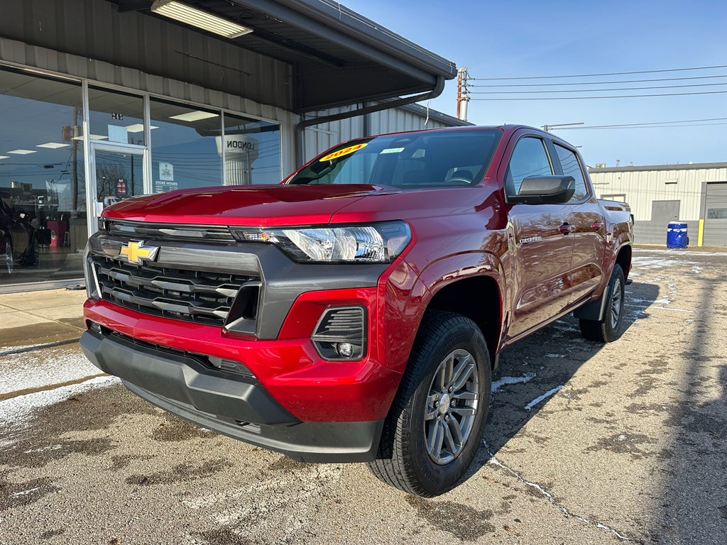 2024 Chevrolet Colorado 4WD LT