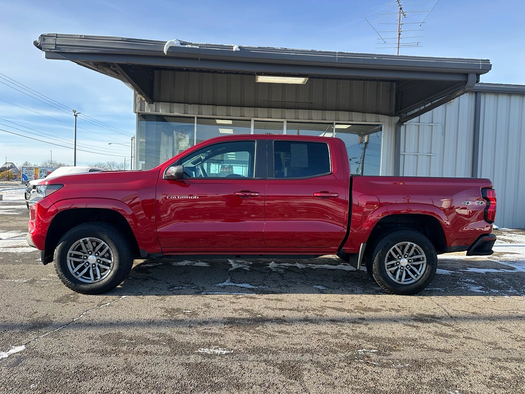 2024 Chevrolet Colorado 4WD LT