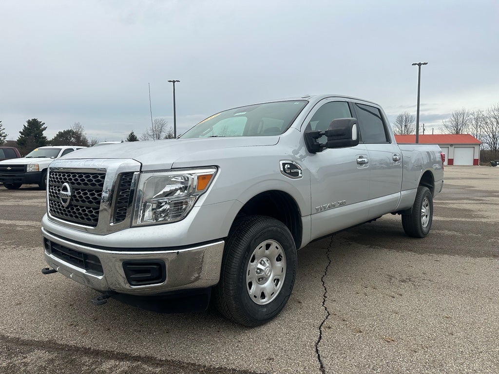 2017 Nissan TITAN XD SV Diesel