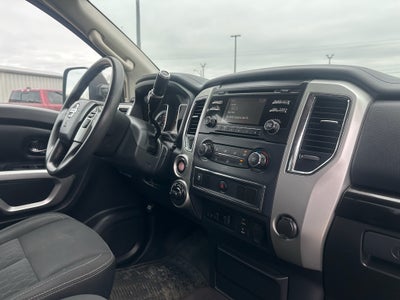 2017 Nissan TITAN XD SV Diesel