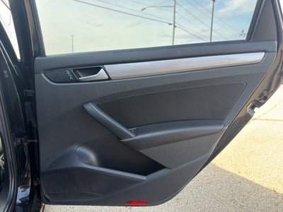 2015 Volkswagen Passat 1.8T Limited Edition