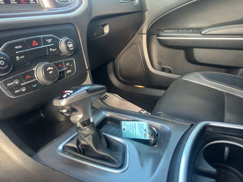 2020 Dodge Charger SXT RWD