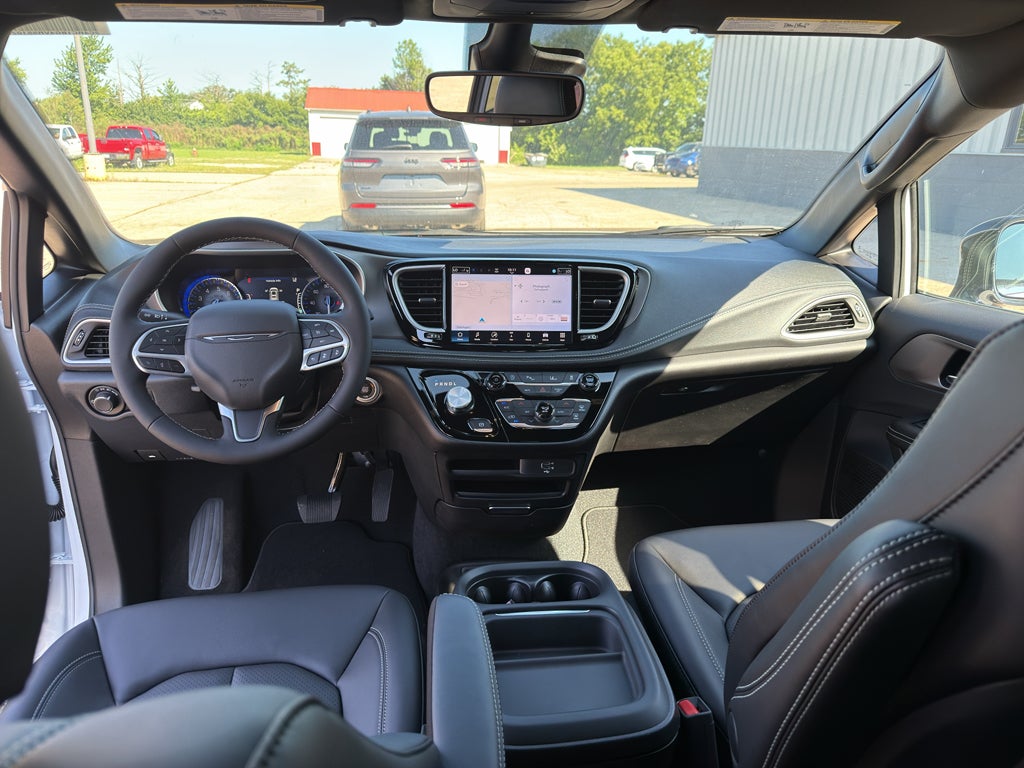 2027 Chrysler Pacifica PACIFICA SELECT