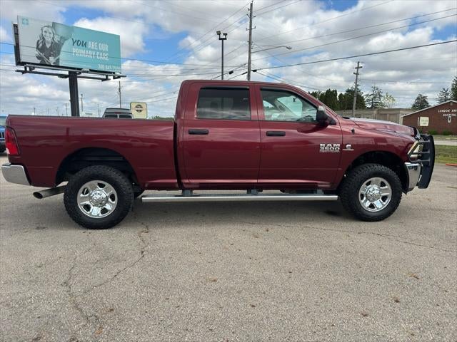 2017 RAM 3500 Tradesman Crew Cab 4x4 6'4' Box