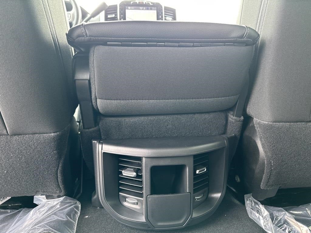 2024 RAM Ram 2500 RAM 2500 TRADESMAN CREW CAB 4X4 6'4' BOX